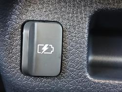 2021 Nissan Navara SL