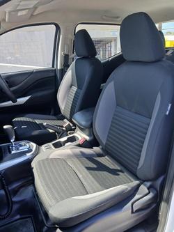 2021 Nissan Navara SL