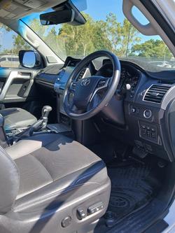2023 Toyota Landcruiser Prado VX
