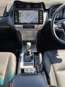 2023 Toyota Landcruiser Prado VX