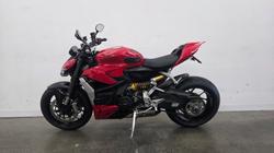 2022 DUCATI STREETFIGHTER V2 Red
