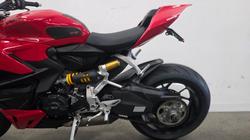2022 DUCATI STREETFIGHTER V2 Red