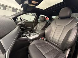 2022 BMW 3 Series 330i M Sport
