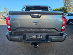 2023 Nissan Navara ST-X