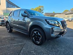 2023 Nissan Navara ST-X