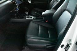 2020 Toyota Hilux SR5