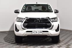 2020 Toyota Hilux SR5