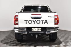 2020 Toyota Hilux SR5