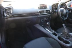 2014 Mazda 3 Neo