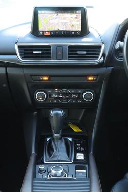 2018 Mazda 3 SP25 Astina