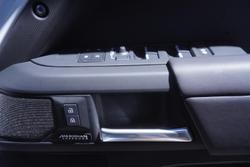 2025 Land Rover Defender 110 D350 X-Dynamic HSE