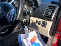 2011 Mitsubishi Triton GLX-R
