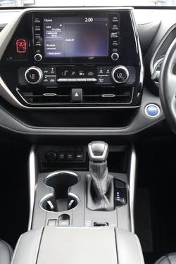 2021 Toyota Kluger GX