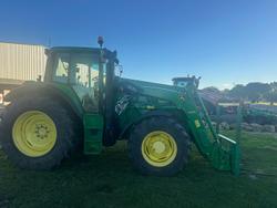 2015 John Deere 6150M