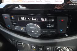 2021 Nissan Navara ST-X