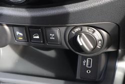 2021 Nissan Navara ST-X