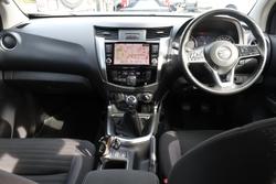 2021 Nissan Navara ST-X