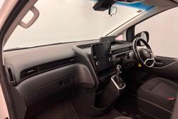 2021 Hyundai STARIA LOAD