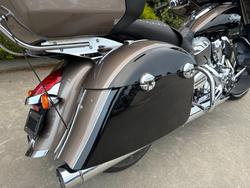 2018 Indian ROADMASTER STEEL GRY THR BLK Gold