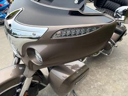 2018 Indian ROADMASTER STEEL GRY THR BLK Gold