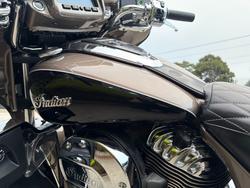 2018 Indian ROADMASTER STEEL GRY THR BLK Gold