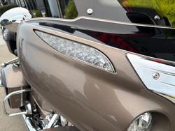 2018 Indian ROADMASTER STEEL GRY THR BLK Gold