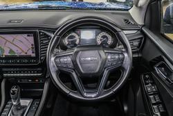 2022 Isuzu MU-X LS-T