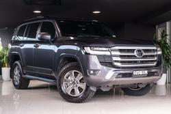 2025 Toyota Landcruiser VX