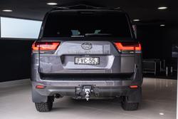 2025 Toyota Landcruiser VX