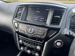 2019 Nissan Pathfinder ST