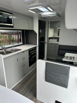 2025 Red Centre Newell Plus 186 Type B (was $114,990 now $94,990)