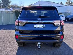 2025 Ford Everest Platinum