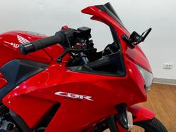 2015 Honda CBR300R RED