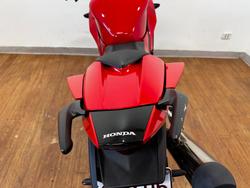 2015 Honda CBR300R RED