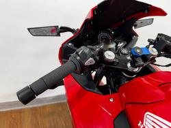 2015 Honda CBR300R RED