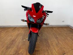 2015 Honda CBR300R RED