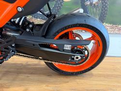 2026 Ktm 990 DUKE WHITE