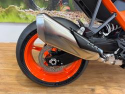 2026 Ktm 990 DUKE WHITE