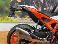 2026 Ktm 990 DUKE WHITE