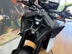 2026 Ktm 990 DUKE WHITE