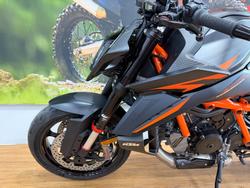 2026 Ktm 1390 SUPER DUKE R Black
