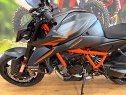 2026 Ktm 1390 SUPER DUKE R Black