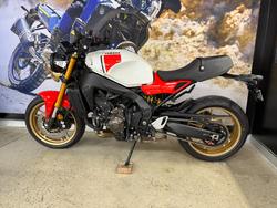 2025 Yamaha XSR900 (MTM890A) WHITE