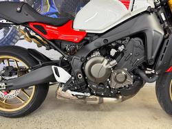2025 Yamaha XSR900 (MTM890A) WHITE