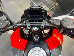 2025 Ducati HYPERMOTARD 950 SP