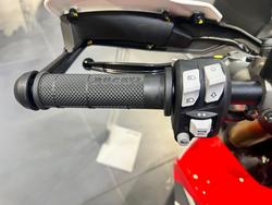 2025 Ducati HYPERMOTARD 950 SP