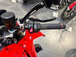 2026 Ducati STREETFIGHTER V4 RED