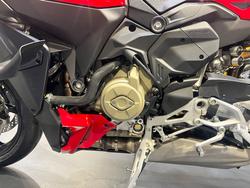 2026 Ducati STREETFIGHTER V4 RED