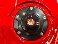 2026 Ducati STREETFIGHTER V4 RED