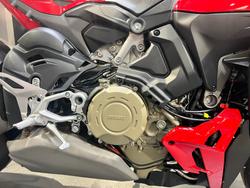 2026 Ducati STREETFIGHTER V4 RED